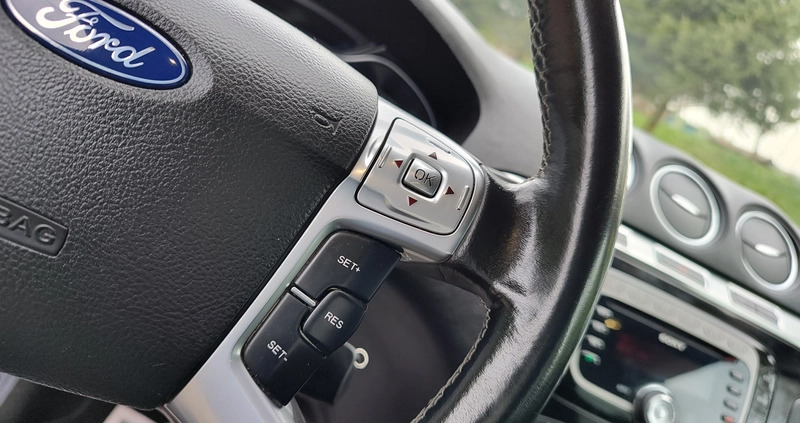 Ford S-Max cena 43999 przebieg: 200000, rok produkcji 2014 z Kazimierz Dolny małe 466